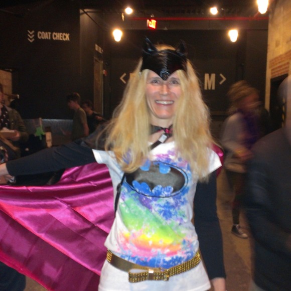 Meet your Posher, Lynnette - Picture 1 of 3